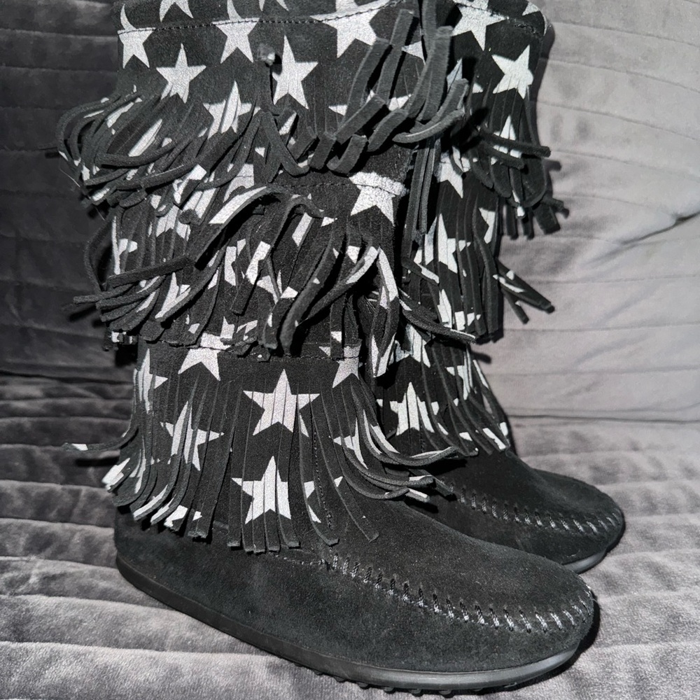 Minnetonka Suede Fridge Boots